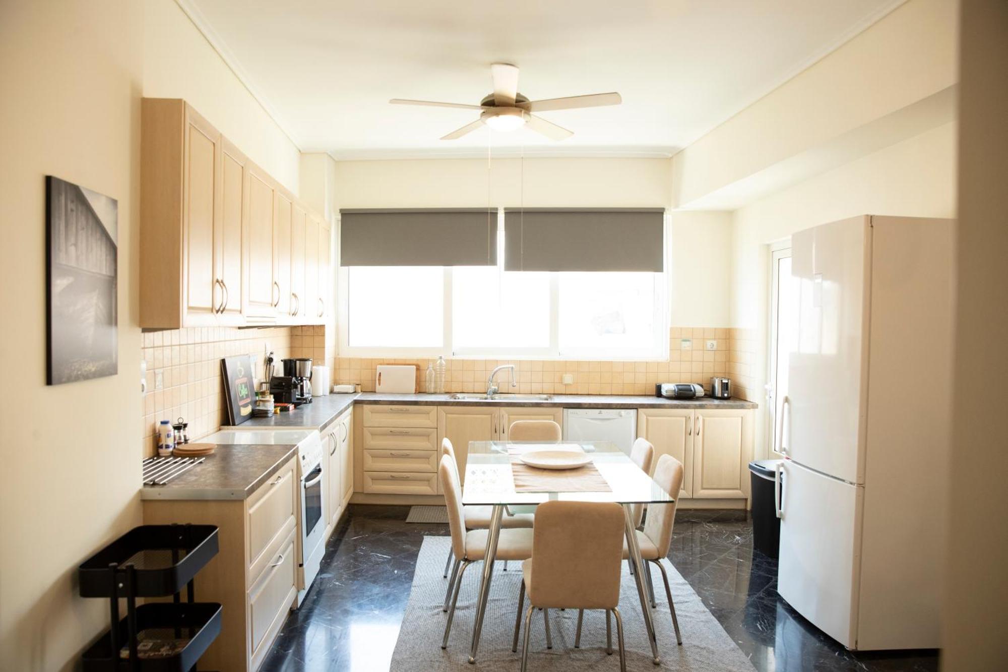 Spacious Glyfada Golf 4Br -Near Beach + Shops Atene Esterno foto