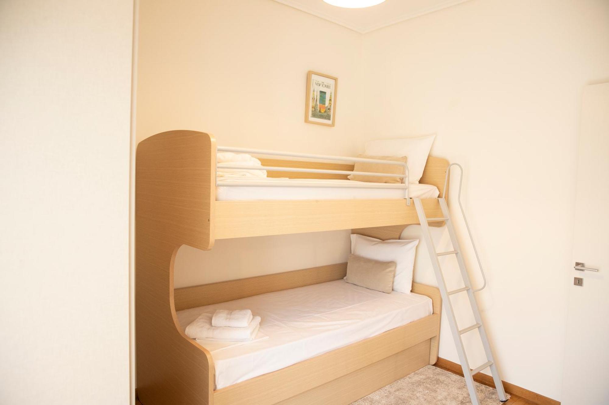 Spacious Glyfada Golf 4Br -Near Beach + Shops Atene Esterno foto
